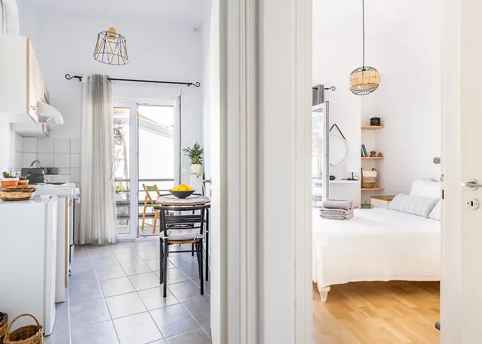 Iria's Petite Apartment